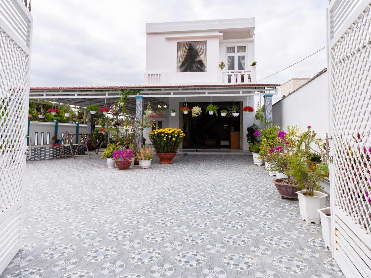 Nha Nghi & Homestay Pham Gia Van Ninh Bagian luar foto