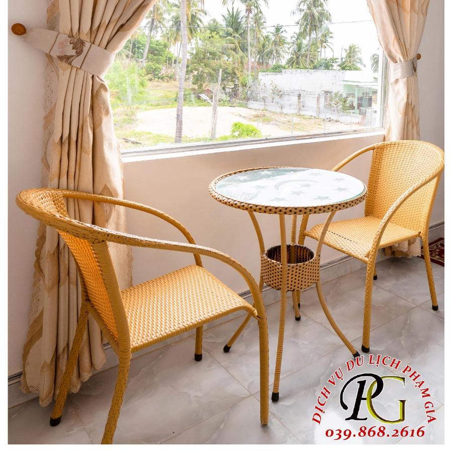 Nha Nghi & Homestay Pham Gia Van Ninh Bagian luar foto