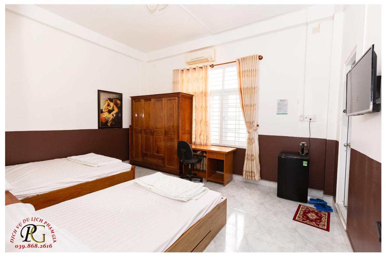 Nha Nghi & Homestay Pham Gia Van Ninh Bagian luar foto